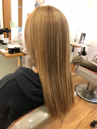 カラー 茅ヶ崎/ハイライト/ ハイトーン/関口実華のヘアスタイル