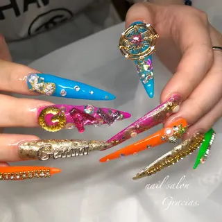 ネイル Gracias. rieのネイルデザイン