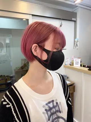ショート レイヤー×縮毛矯正 深見 拓のヘアスタイル