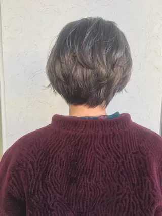 ショート カラー ボブ/レイヤー/艶 🦕risa 森下のヘアスタイル