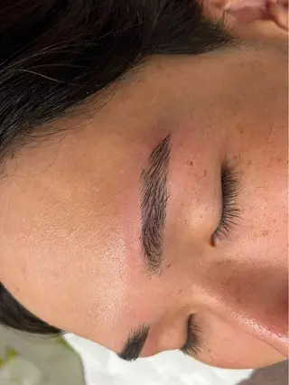 アイブロウ メンズ眉WAX+ メンズカット/石川のヘアスタイル