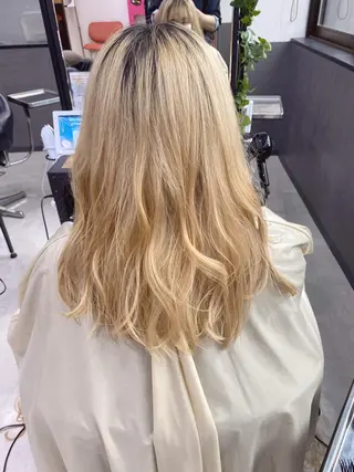 ロング カラー特化 横川　翔希のヘアスタイル