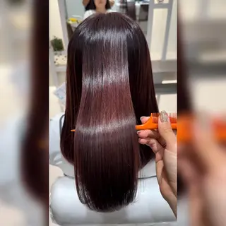 ロング BiBi international所属・久島 舞愛のヘアスタイル