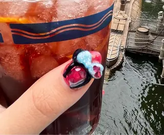 メンズ ネイル Chérinail 爪のお手入れのネイルデザイン