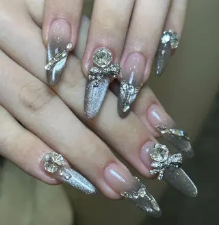 ネイル エ リのネイルデザイン