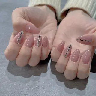 ネイル NEO Beauty Salon所属・𝐍𝐄𝐎 𝐉𝐔𝐑𝐈のネイルデザイン