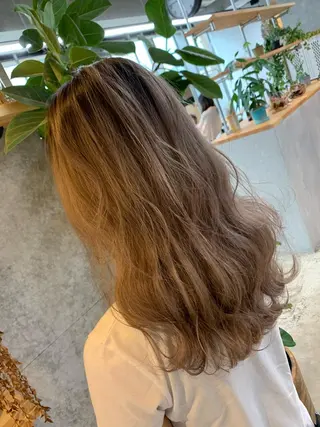 ロング カラー 天野 開のヘアスタイル