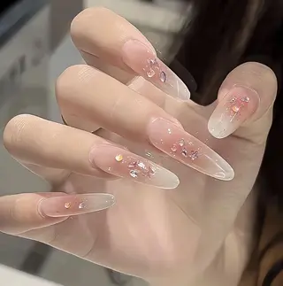 ネイル AB マツエクネイルサロンのネイルデザイン