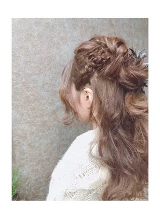 ヘアアレンジ 野咲き 美容室のマツエク・マツパデザイン