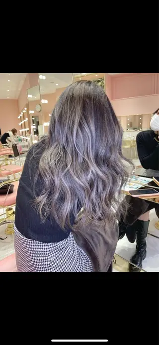 ロング カラー 色気グレージュ 🤍kosuke🤍のヘアスタイル