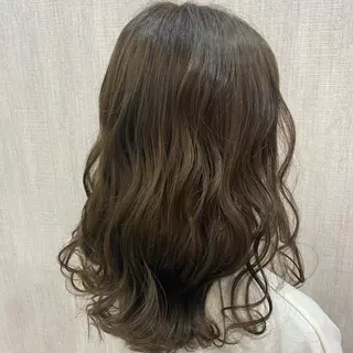 ミディアム カラー 🫧透け感⋆艶髪💎 山口アヤカのヘアスタイル