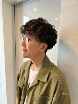 パーマ メンズ ノイシキ サキのヘアスタイル