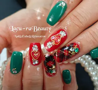 ネイル 小顔と腸の専門店 ラクーラビューティのエステ・リラクイメージ