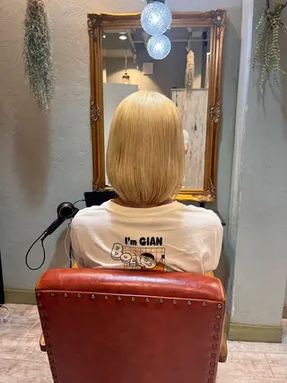 ミディアム DieHare所属・林 紅葉のヘアスタイル