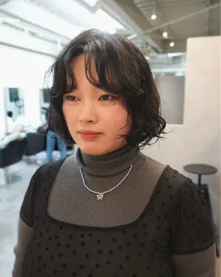 ミディアム パーマ ヒガシ サヨのヘアスタイル