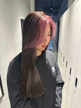 ロング カラー Aura所属・丸山 心 / 艶カラーのヘアスタイル