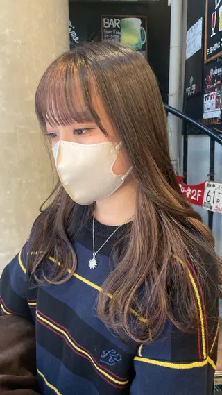 ミディアム カラー ケアブリーチ/ エクステ/レイヤーのヘアスタイル