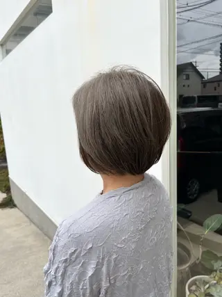 ショート カラー 松岡 アユミ  berryのマツエク・マツパデザイン