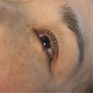 マツエク・マツパ マツムラ ミサキのヘアスタイル