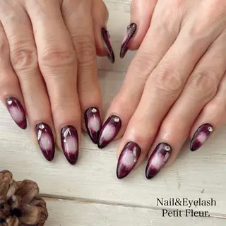 ネイル Petit Fleur所属・青柳 亜梨奈のマツエク・マツパデザイン