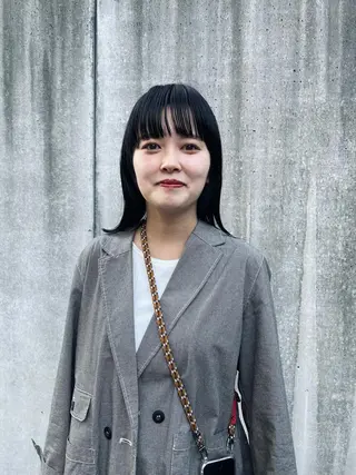 ミディアム カラー Basis 田口豪司のヘアスタイル