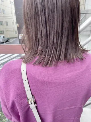 ミディアム カラー 髙橋一哉　ブリーチ/ ベージュカラーのヘアスタイル