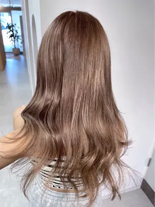 ロング カラー カットカラーモデル さん❁₊大募集中🌞のヘアスタイル