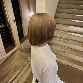 ミディアム カラー 艶ハイトーン/ 颯一朗のヘアスタイル