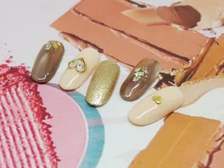 ネイル ティーエヌ 金山駅東口店のネイルデザイン