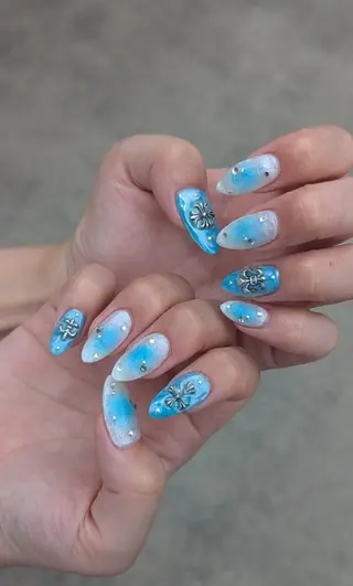 ネイル aycnail 　Ayakaのネイルデザイン