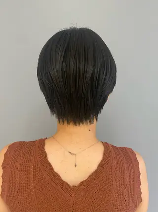 ショート ase.糸島店所属・UEDA AYAのヘアスタイル