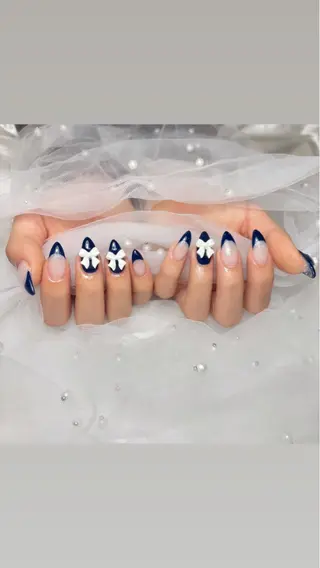 ネイル ALPHA. リリカのネイルデザイン