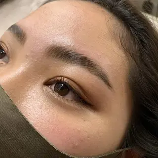 アイブロウ 青山 英里香のエステ・リラクイメージ