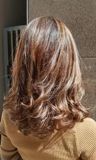 ミディアム ✂デザインカット🐟 高評価✂戸崎俊成✂のヘアスタイル