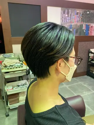 ショート 透明感カラー特化 🫧西岡輝美🫧のヘアスタイル