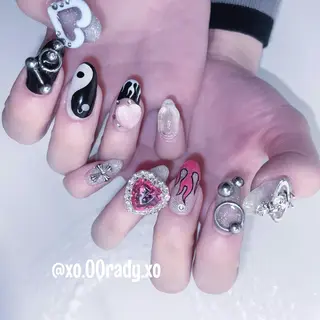 ミディアム カラー パーマ メンズ キッズ ネイル マツエク・マツパ アイブロウ ⛓Miyu ⛓のネイルデザイン