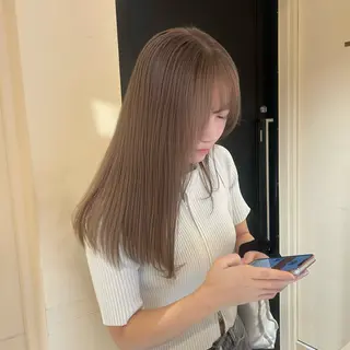 セミロング カラー ayumi / 中明度カラーのヘアスタイル