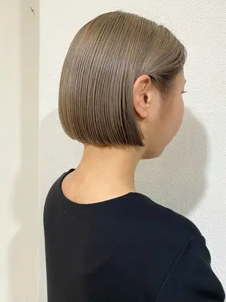 ショート カラー titian　田中 美名のヘアスタイル