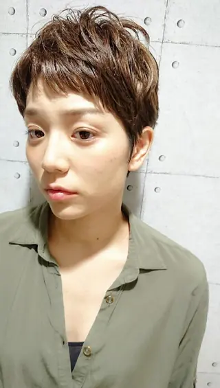 ショート カラー 秋山 幸太のヘアスタイル