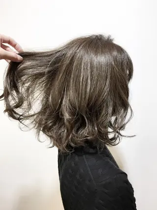 ミディアム カラー 海外風レイヤーカット 👑店長　平松　由のヘアスタイル