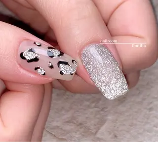 ネイル -nailroom- familiaのネイルデザイン