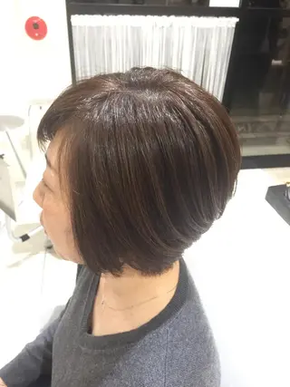 ショート カラー 松吉 純平のヘアスタイル