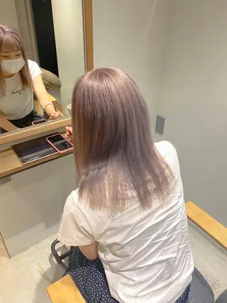 セミロング カラー 美髪ストレート 川本雄己のヘアスタイル