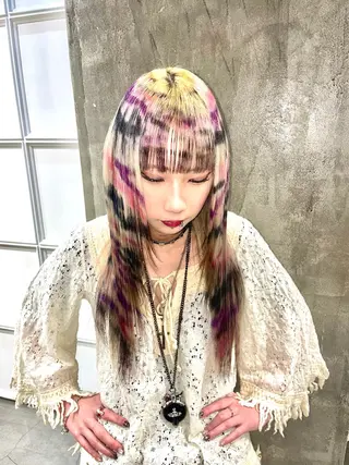 セミロング カラー デザインカラー⭐︎★ 🐆hyoma🐆のヘアスタイル