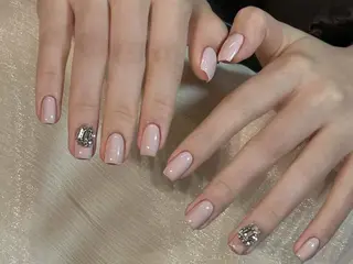 ネイル VIVIAN リサのネイルデザイン