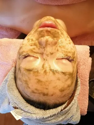 未病ケアサロン　EMINY所属・未病ケアサロン EMINY☺︎勝俣のエステ・リラクイメージ