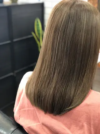 ミディアム カラー THREE所属・THREE 関根大のヘアスタイル