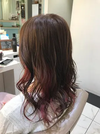 ミディアム カラー 清藤 綾のヘアスタイル