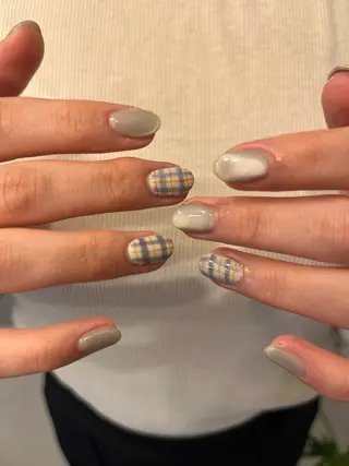 ネイル Nail Salon Hachi所属・Yuna ·͜·ᰔᩚのネイルデザイン