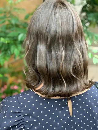 ミディアム カラー 髪質改善美容室Lust所属・美容室Lust💚 嶋崎 鷹のヘアスタイル